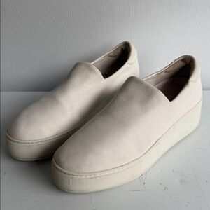 J SLIDES NYC PLATFORM LEATHER SLIP ON SHOES SNEAKERS SIZE 9 WHITE GOOD CONDITION